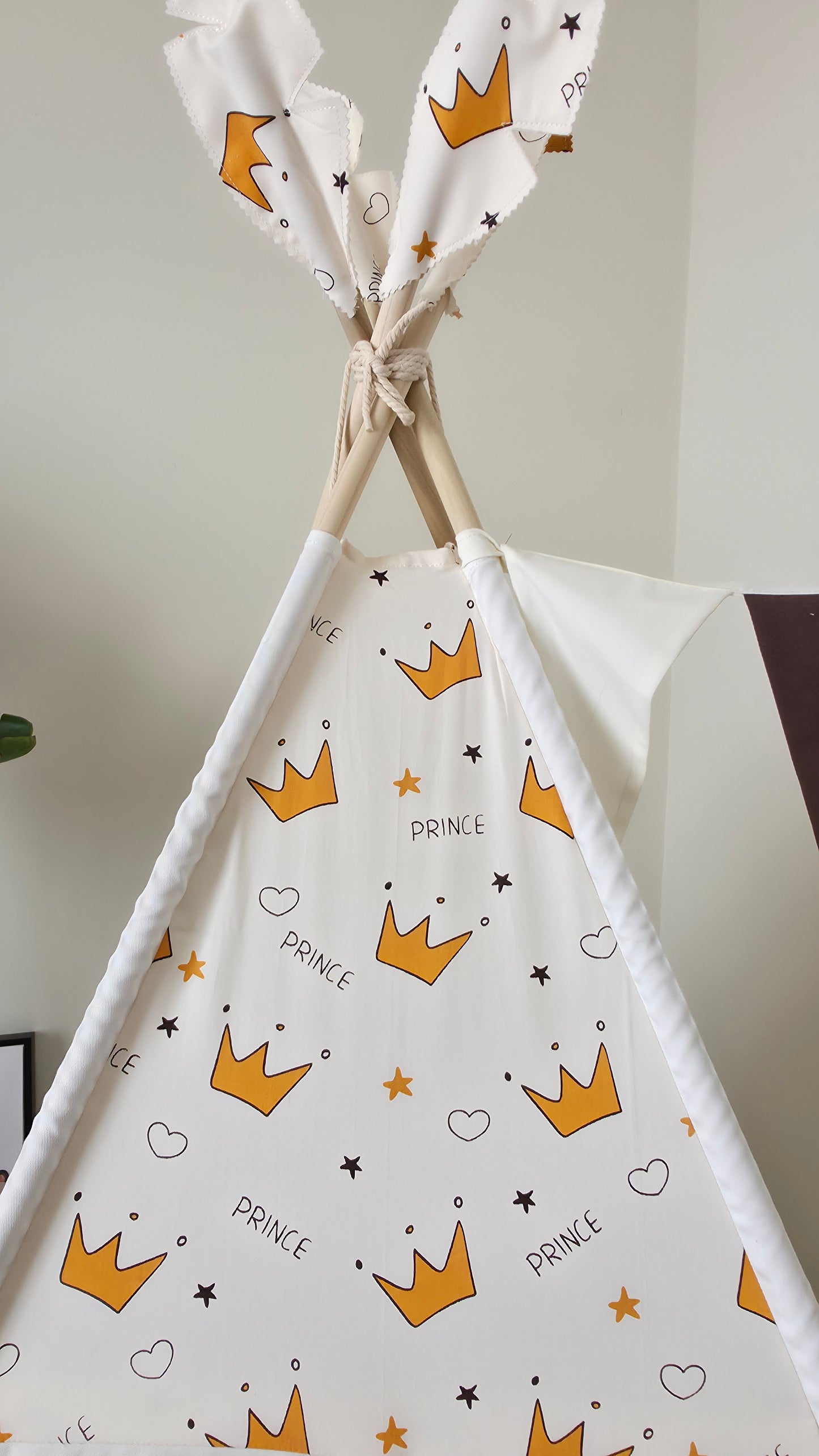 ๐ Prince Crown Teepee ๐