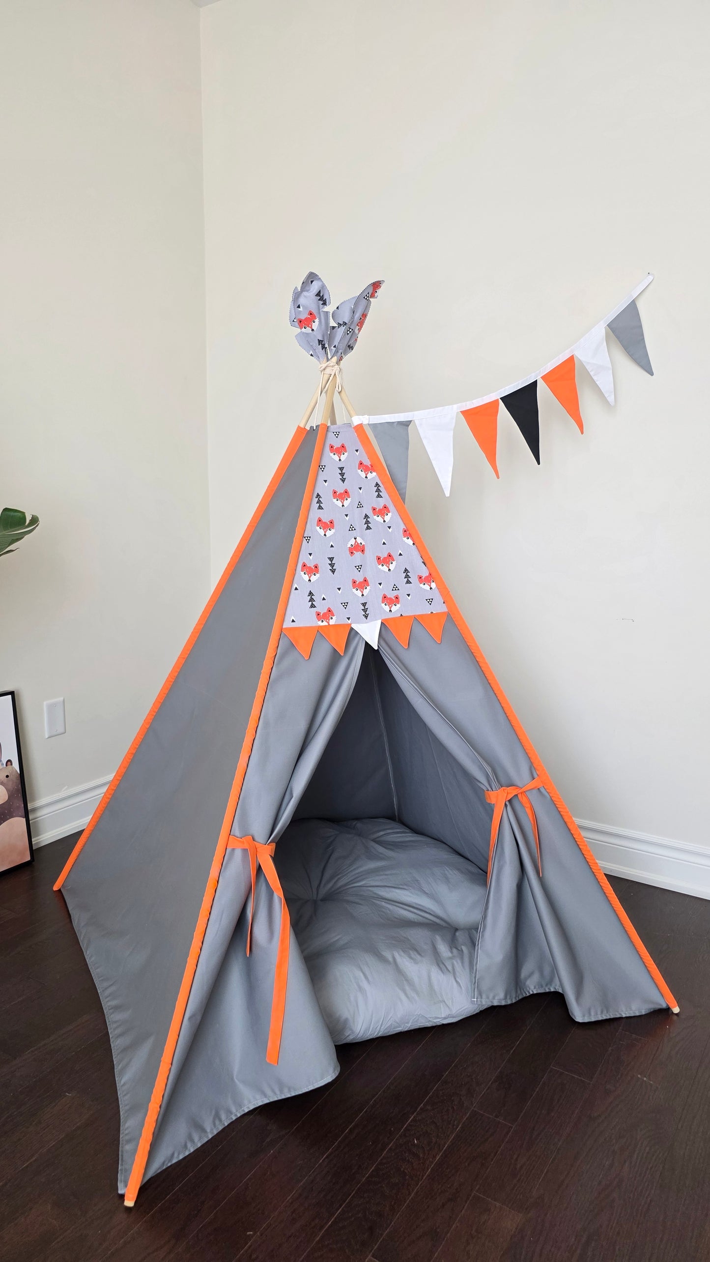 Orange Fox Hideaway