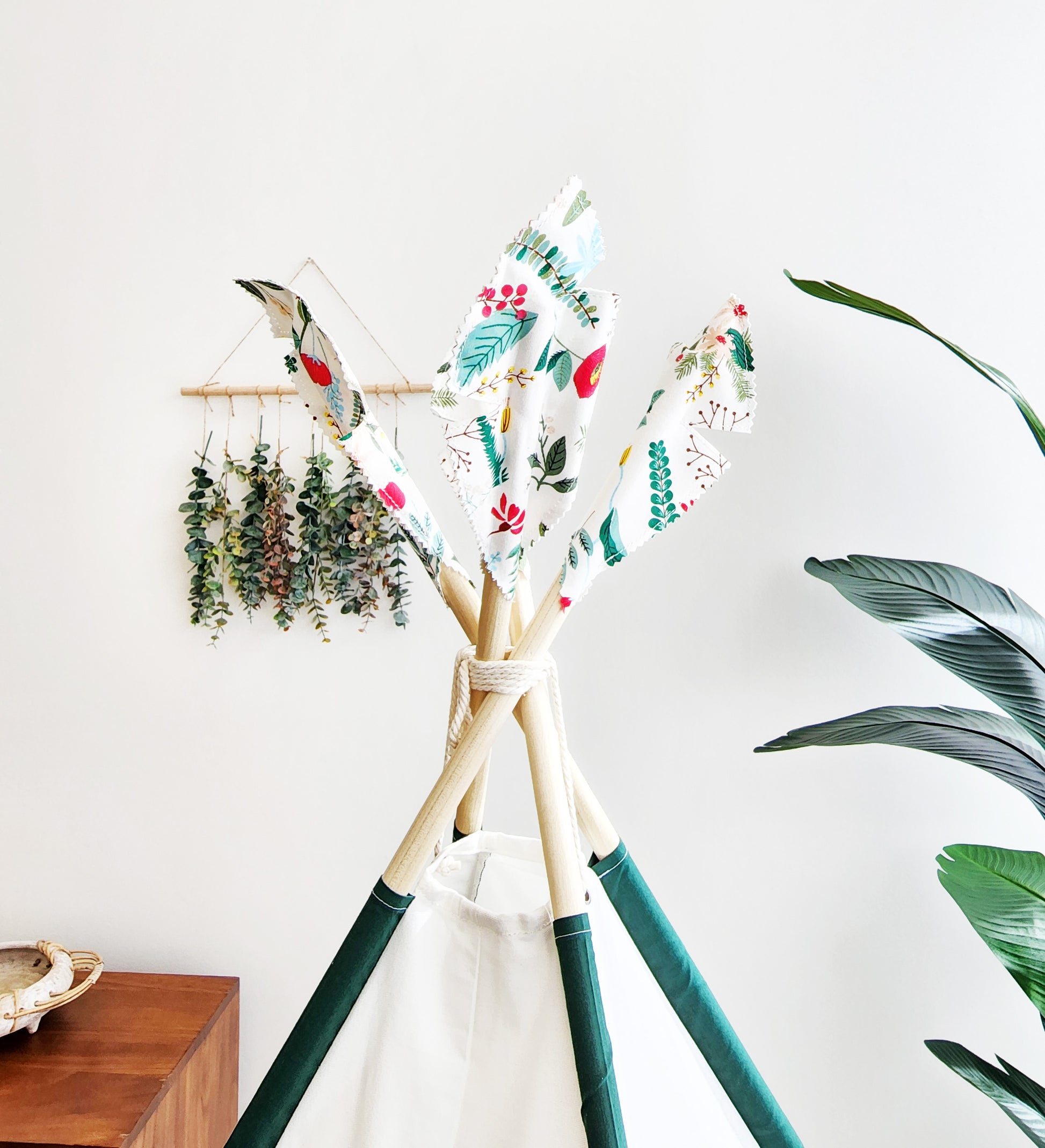 Crystal White Play Teepee Tent with Green Dowels and Red flowers on doors image 8