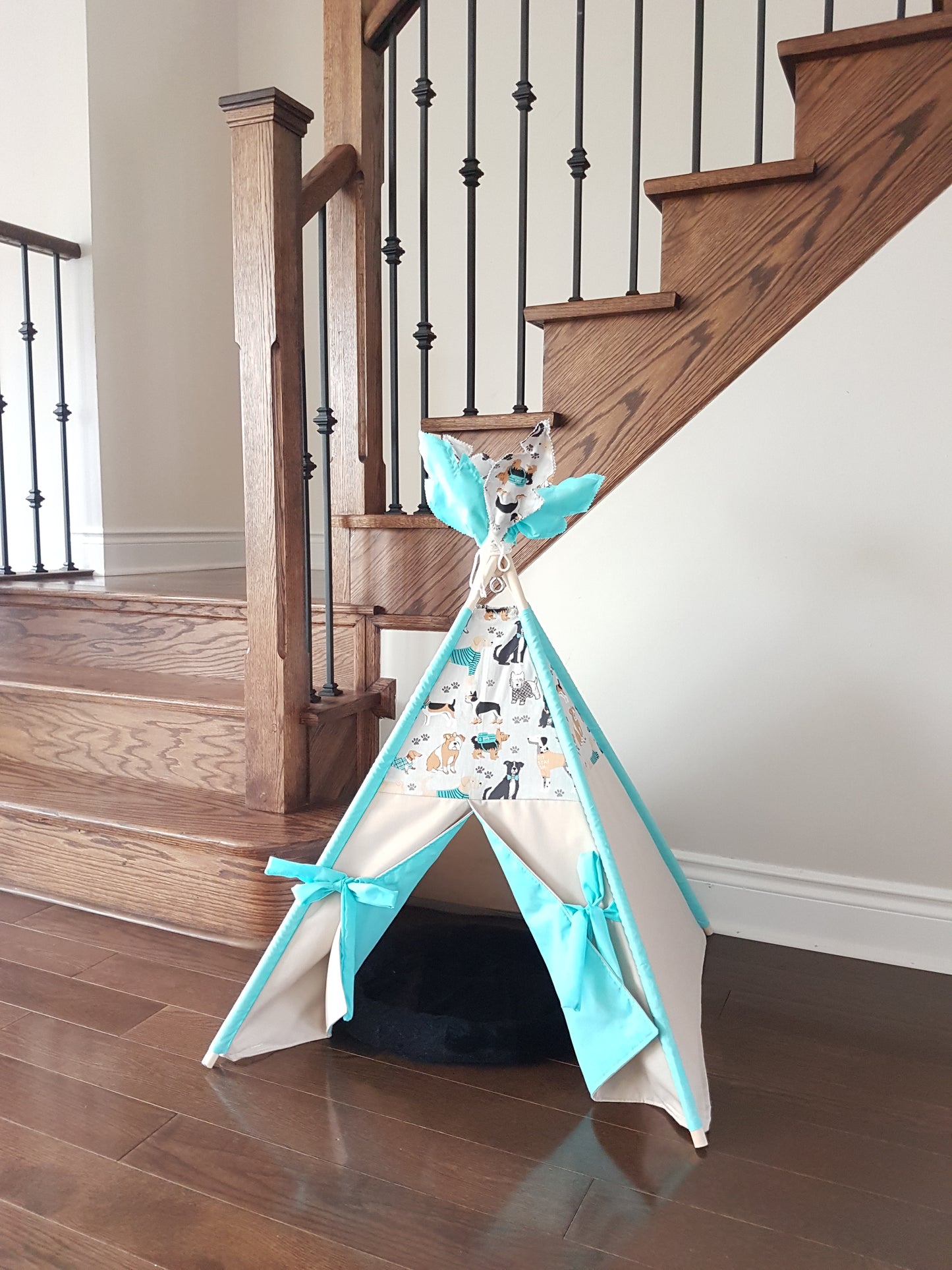 Best Friends Turquoise Lining pet/kid teepee tent. image 3