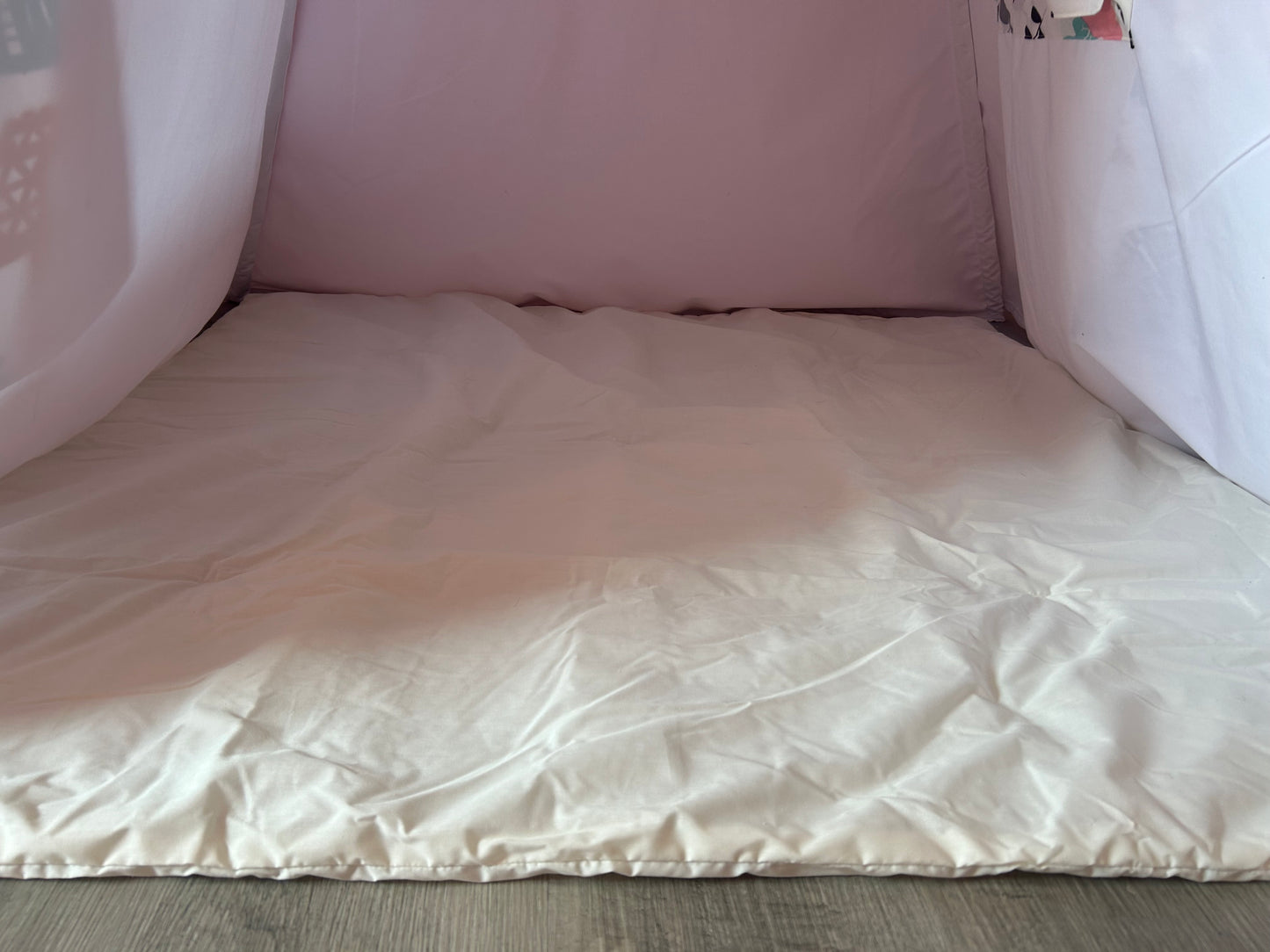 Cozy Corner Solid Play Mat