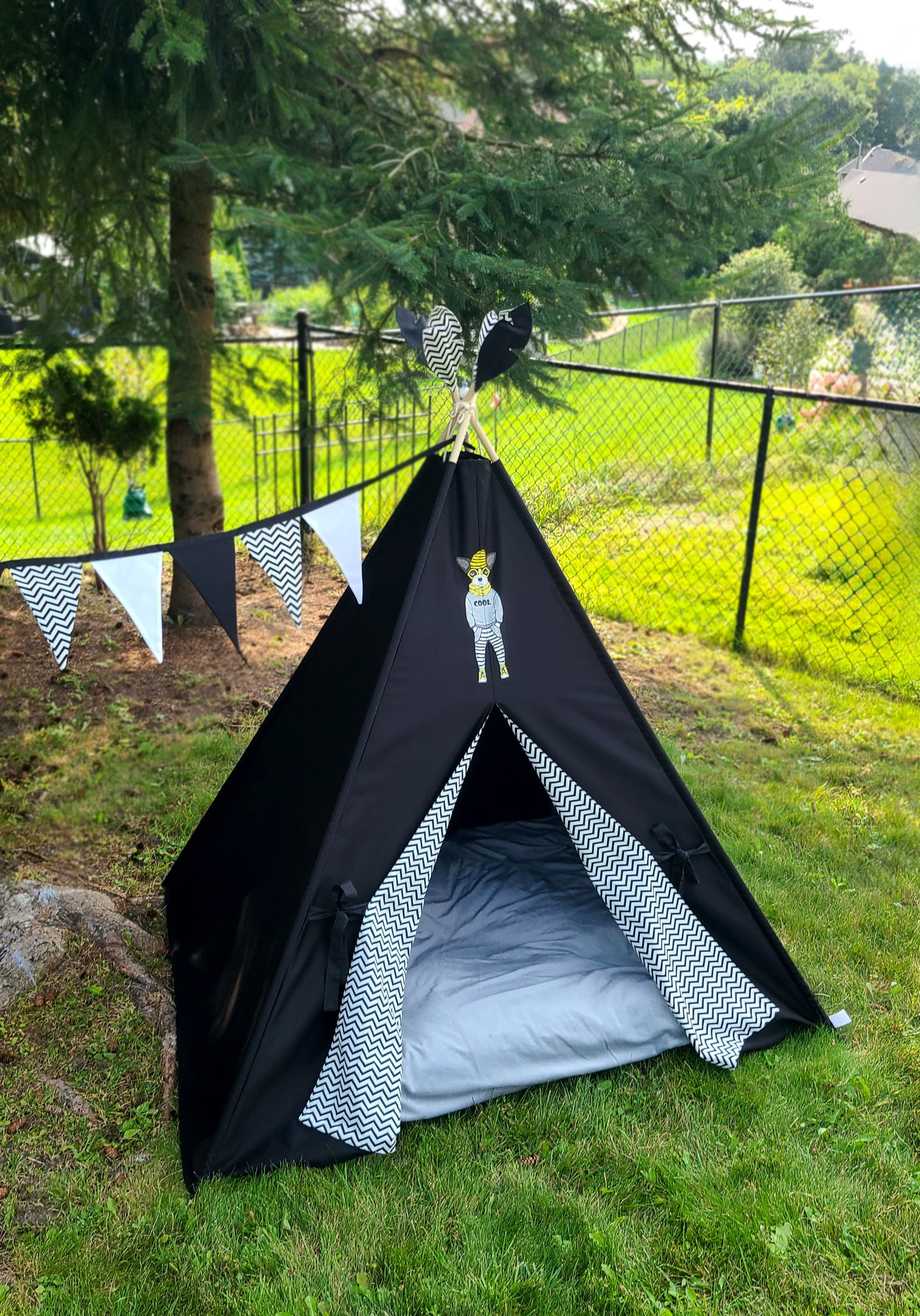 Black Teepee with Dog patch and Zig-zag Lining Teepee Tent image 3