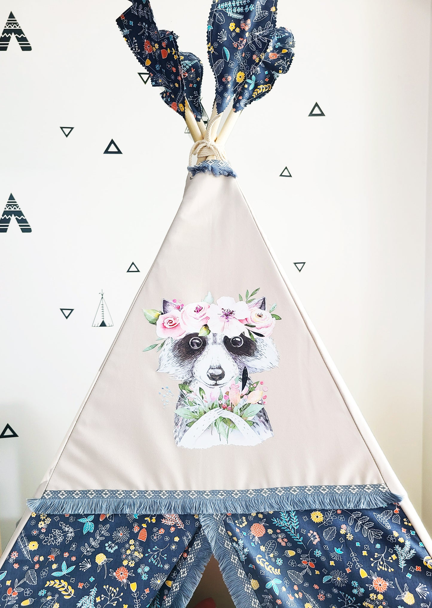 Racoon with flowers Teepee Tent image 1