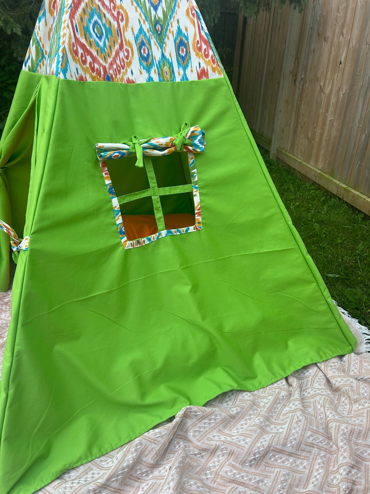 Citrus Splashtop Kids Teepee Tent – Green and Orange Play Tent