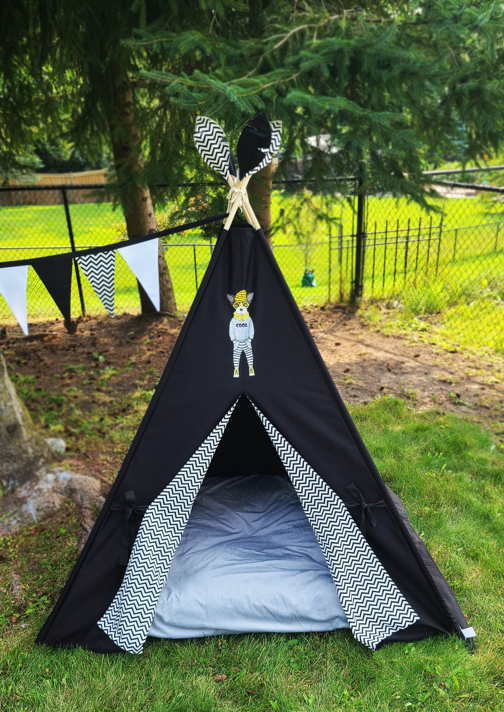 Black Teepee with Dog patch and Zig-zag Lining Teepee Tent image 2