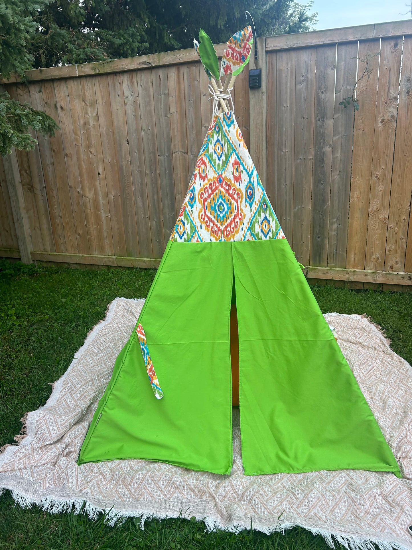Citrus Splashtop Kids Teepee Tent – Green and Orange Play Tent