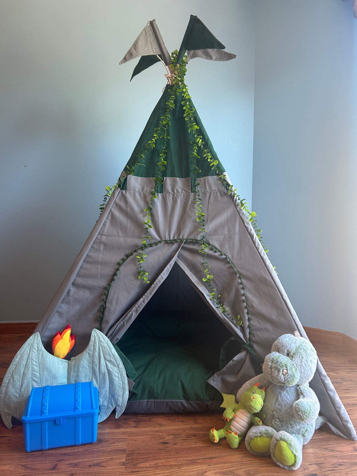 🏰 Enchanted Forest Castle Teepee