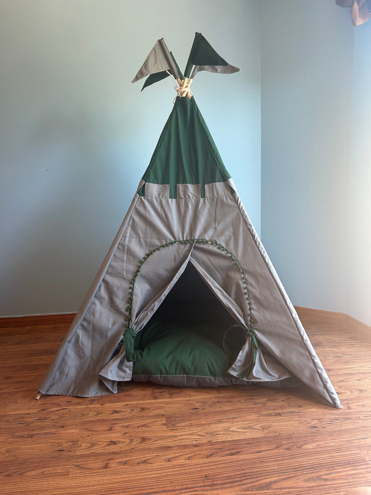 🏰 Enchanted Forest Castle Teepee