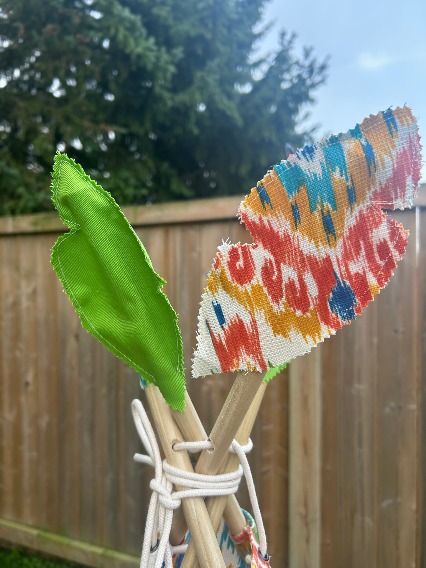 Citrus Splashtop Kids Teepee Tent – Green and Orange Play Tent