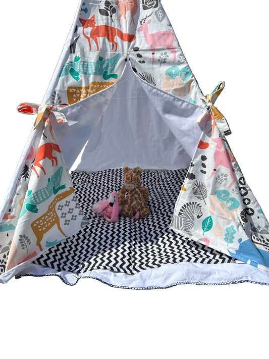 Safari Snuggles Teepee Play Tent with Window