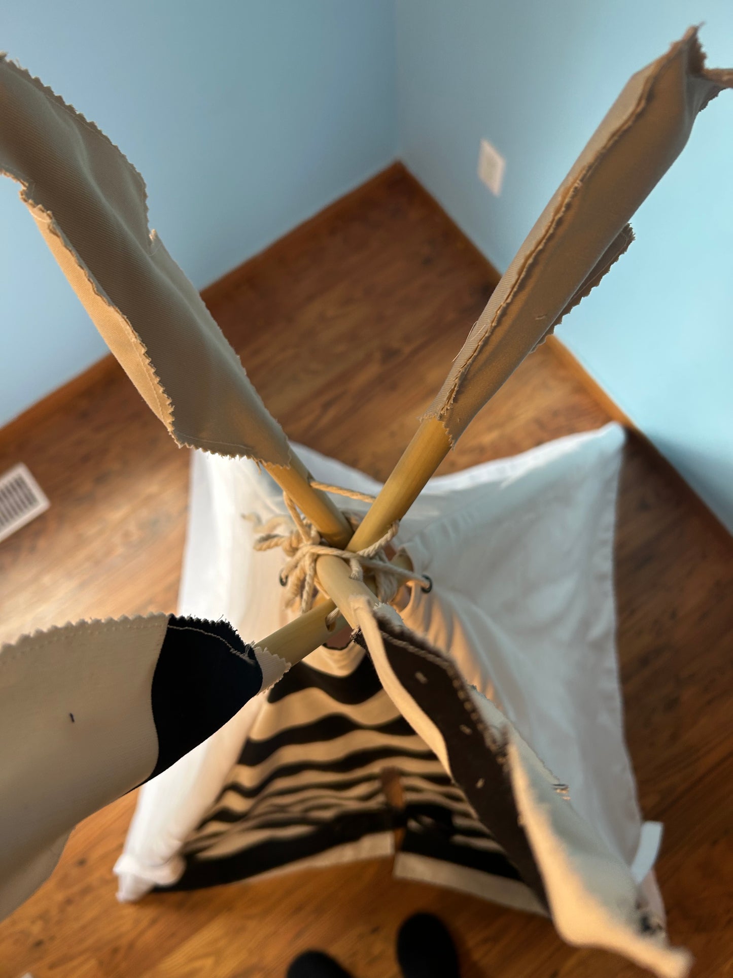 Classic Black & White Teepee