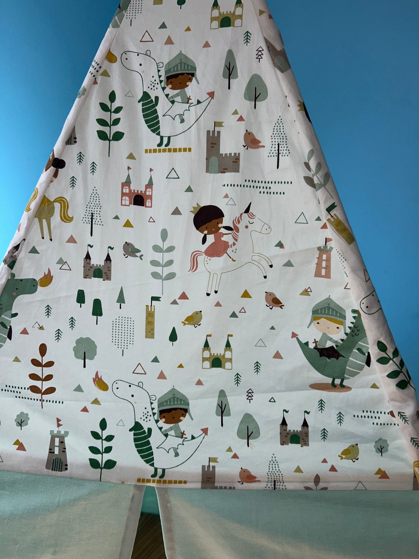 Kingdom Adventures Teepee tent