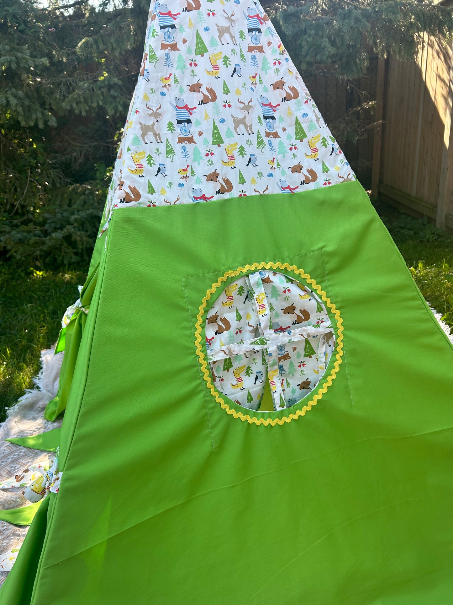 🌲 Woodland Adventure Teepee