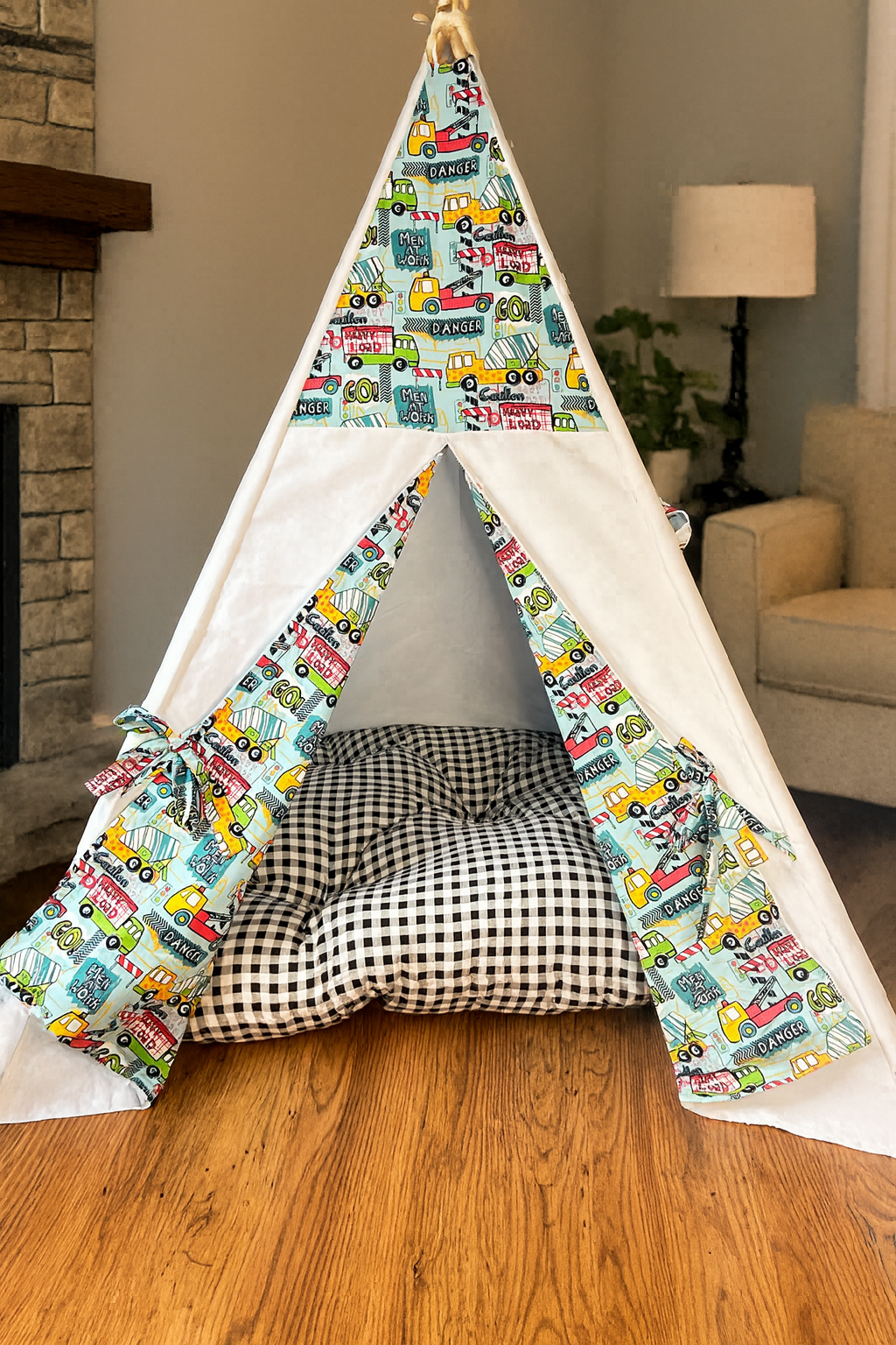 Construction teepee